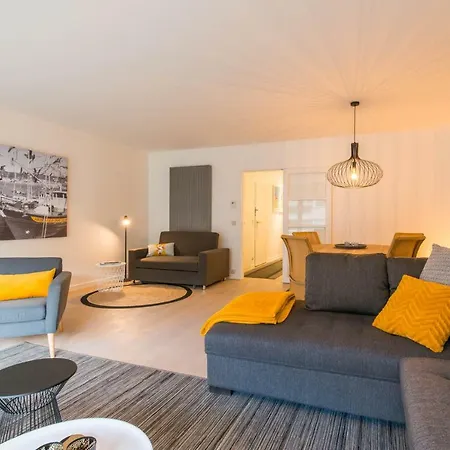 Yellow Knokke-Heist Exterior photo
