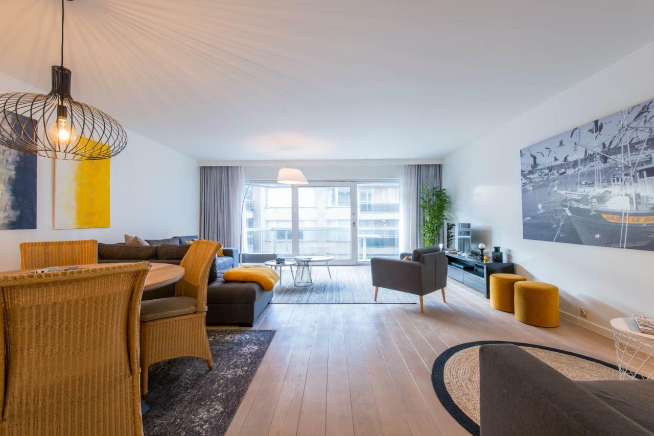 Yellow * Knokke-Heist